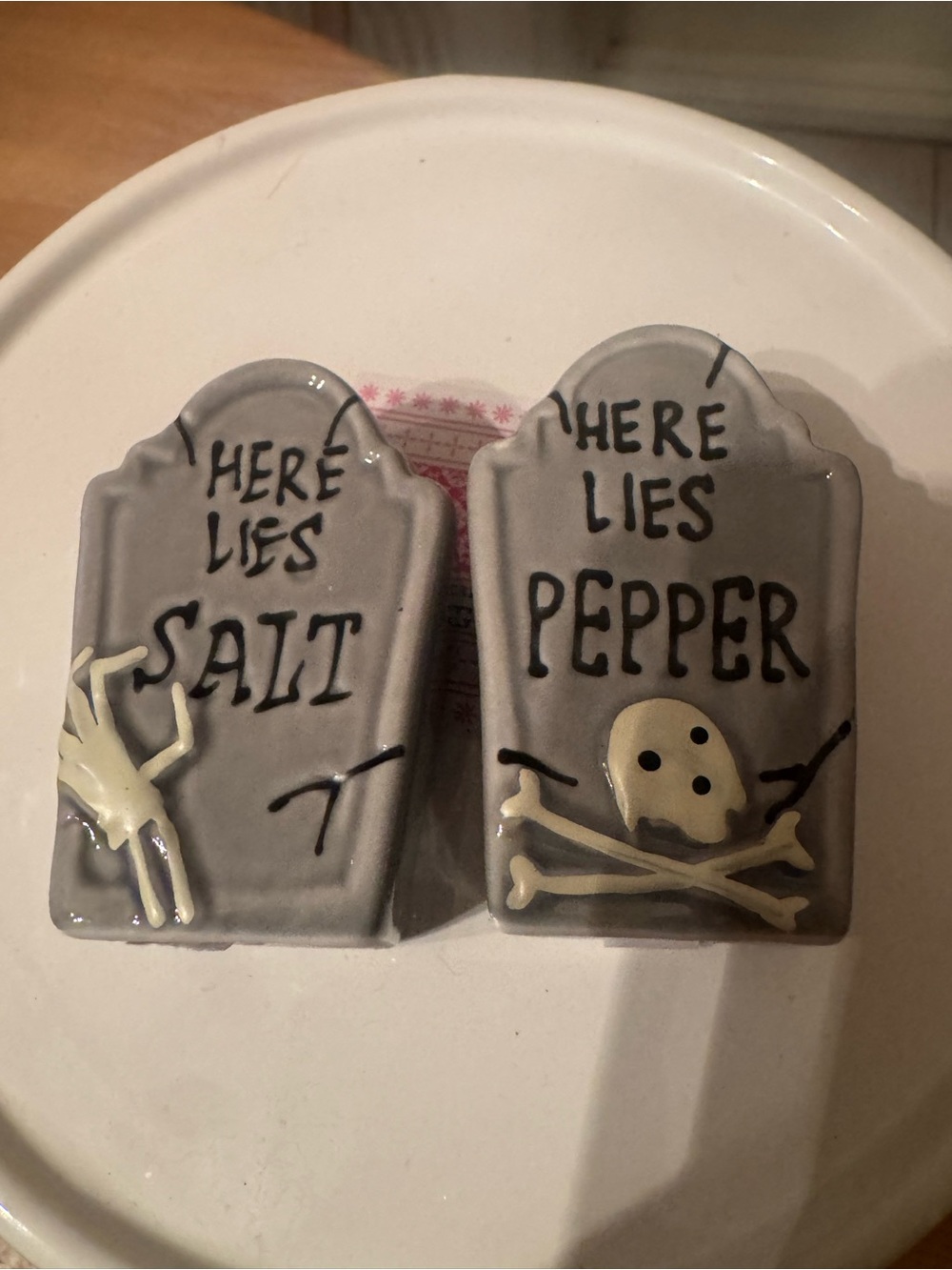 Gray 'Here Lies' Salt & Pepper Shakers - Halloween Ceramic Set